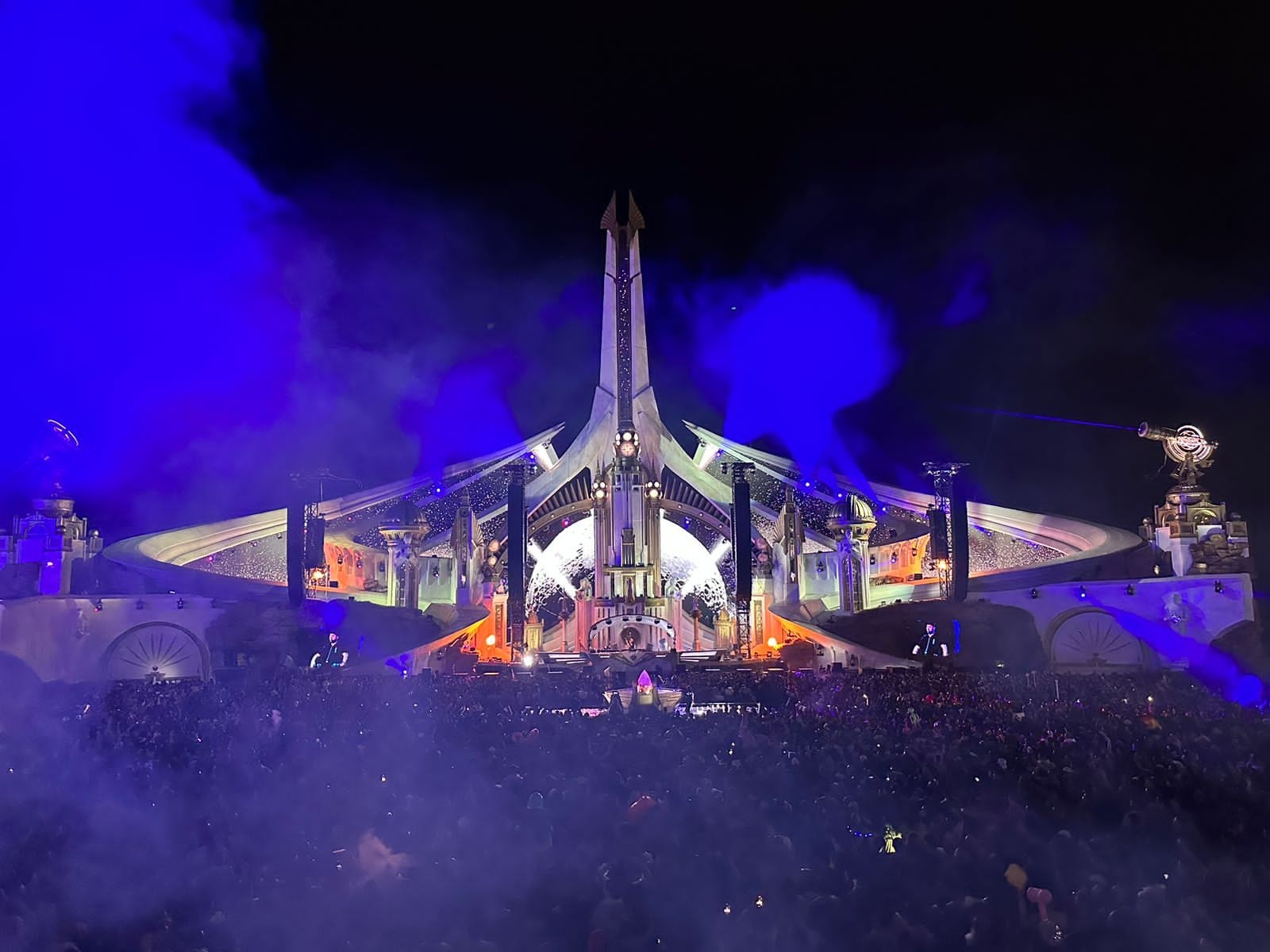 Tomorrow Land 2023